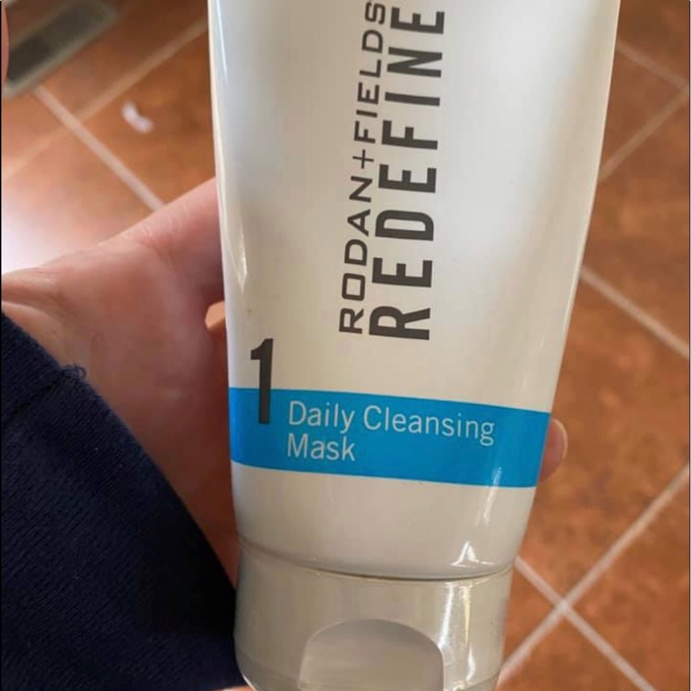 Rodan and fields Redefine step 1 Cleanser.